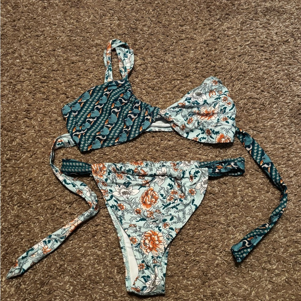 Floral Bikini Set in Blue and White